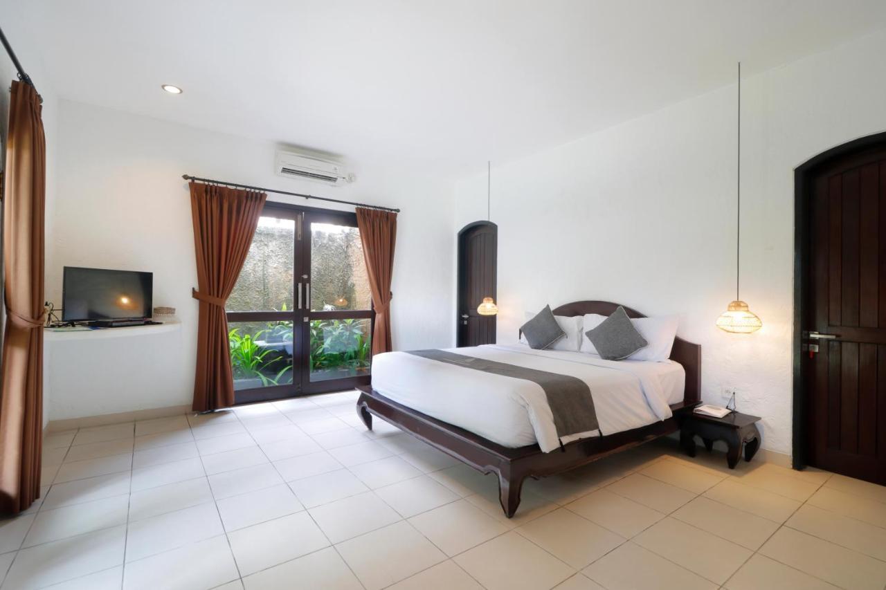 Singgah Villas Seminyak Bagian luar foto