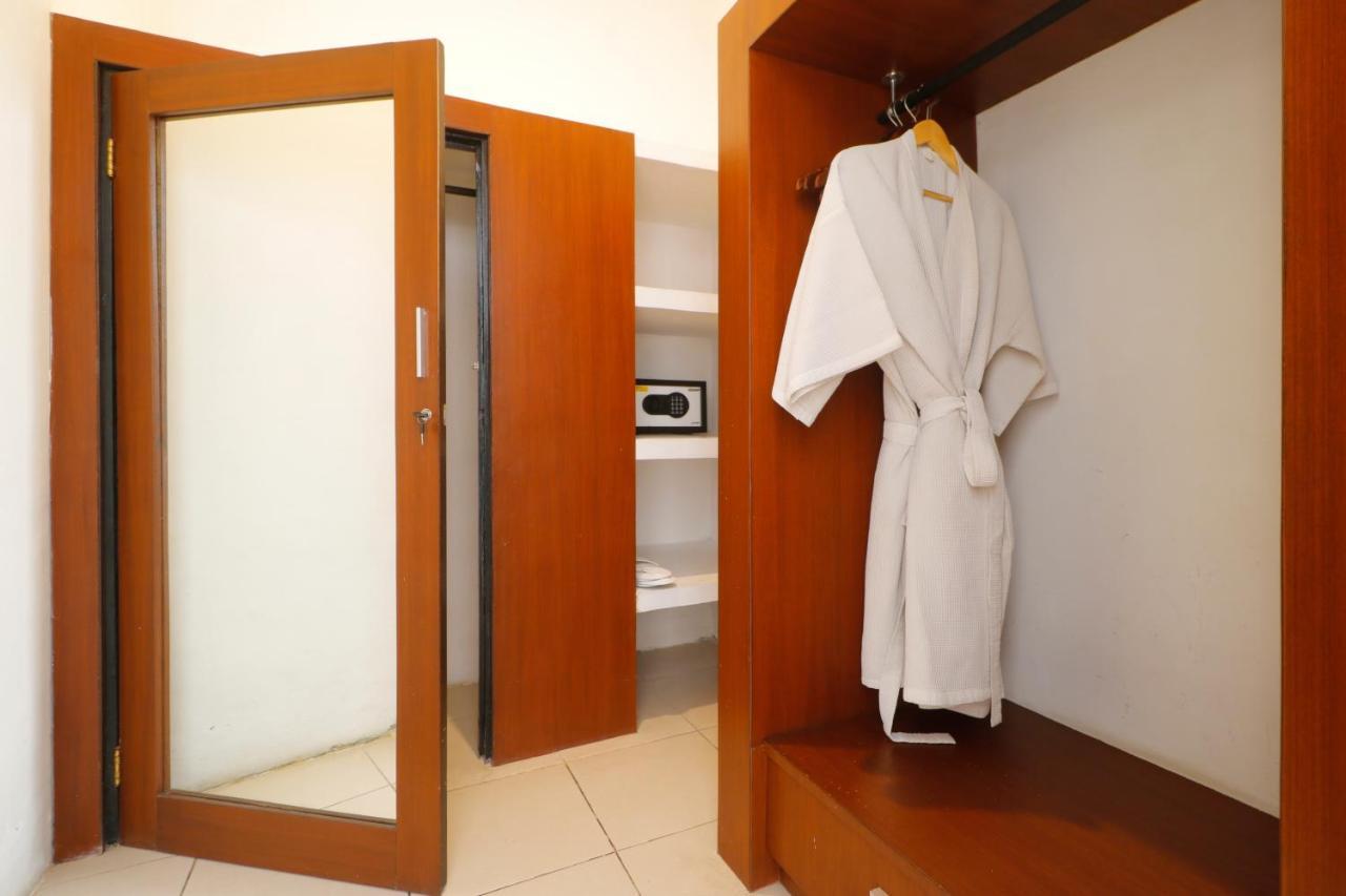 Singgah Villas Seminyak Bagian luar foto
