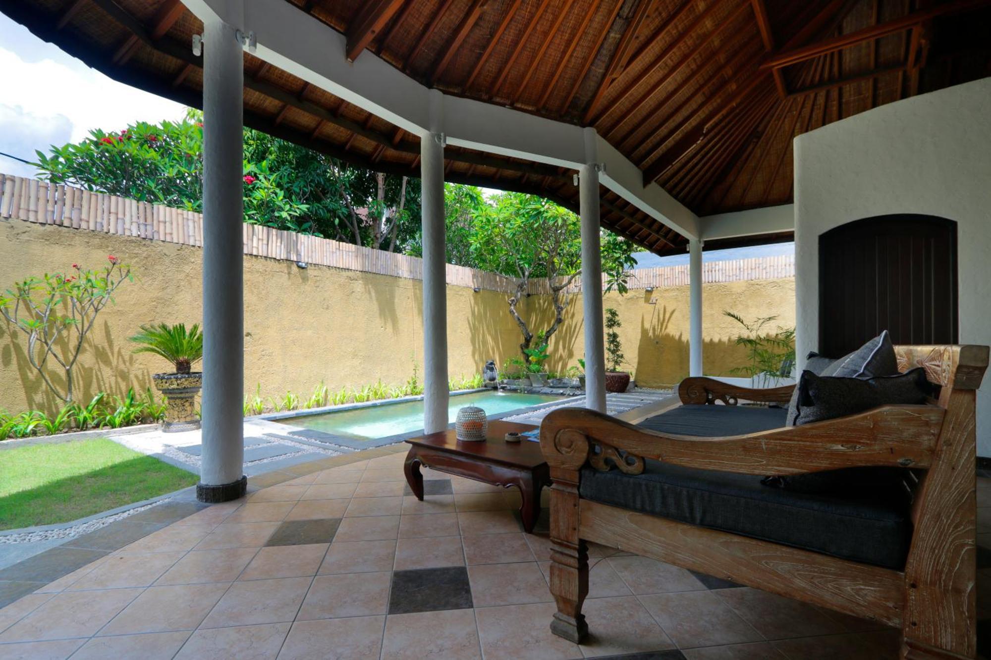 Singgah Villas Seminyak Bagian luar foto