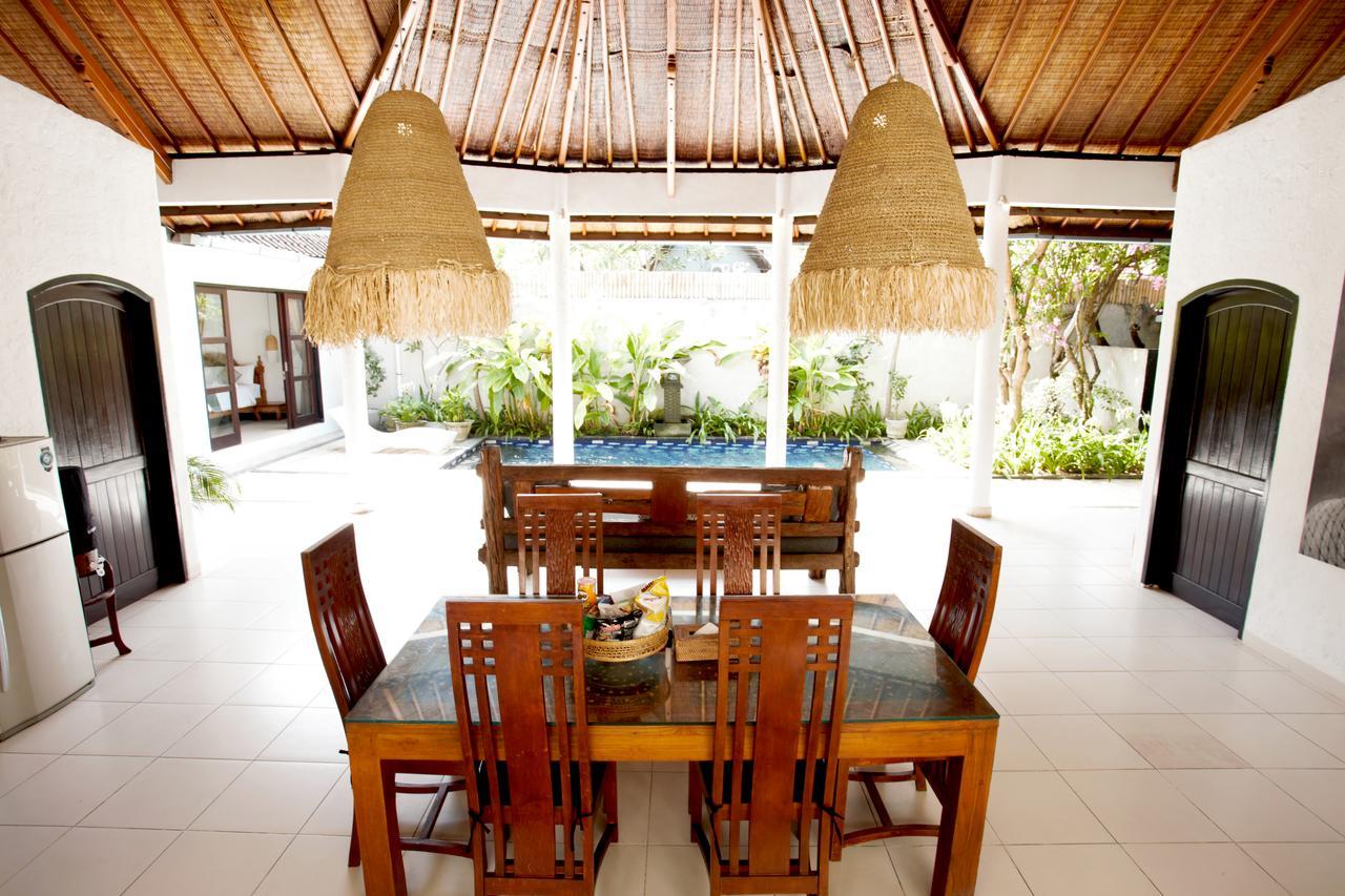 Singgah Villas Seminyak Bagian luar foto